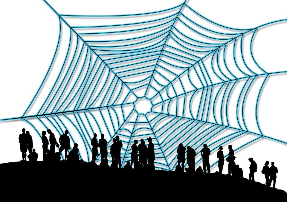 Main Donjon Loupe · Image gratuite sur Pixabay